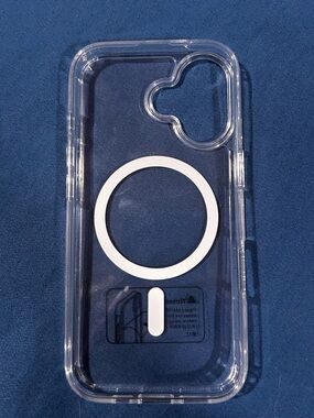Clear MagSafe-Compatible iPhone 17 Case with White Ring